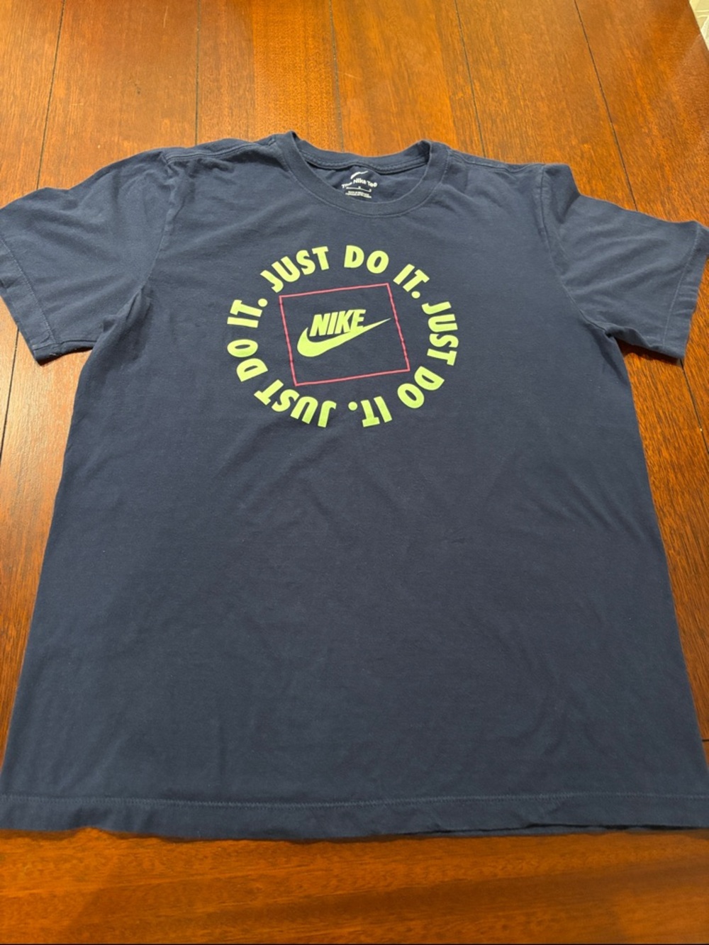 Nike Navy T‑Shirt with Neon Yellow Logo and Pink Accent